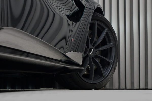 553a855e-09d7-42fb-a392-a7791470070c