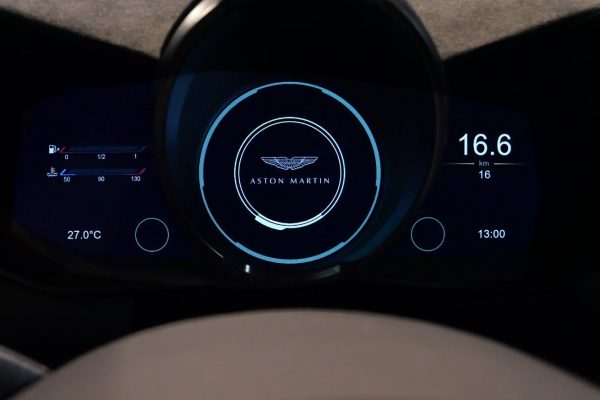 8ebfc5c4-d507-4a09-b0e7-1e5a418fa3ac