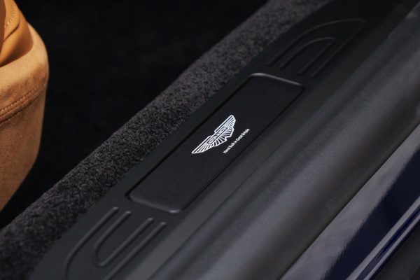 914b8b43-4467-43ed-86c4-53d3f941a689