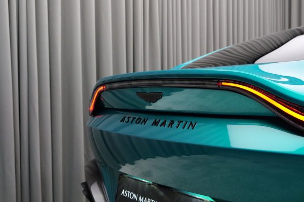 aeec551d-ce38-4ec2-a1e7-0b4604c86aba