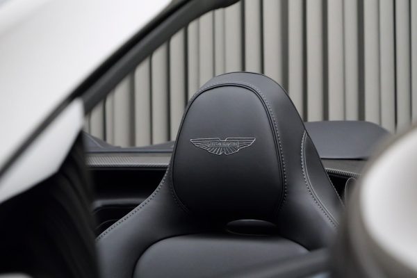 b3373fde-5aa0-4179-9f34-faf7b0af4f4a